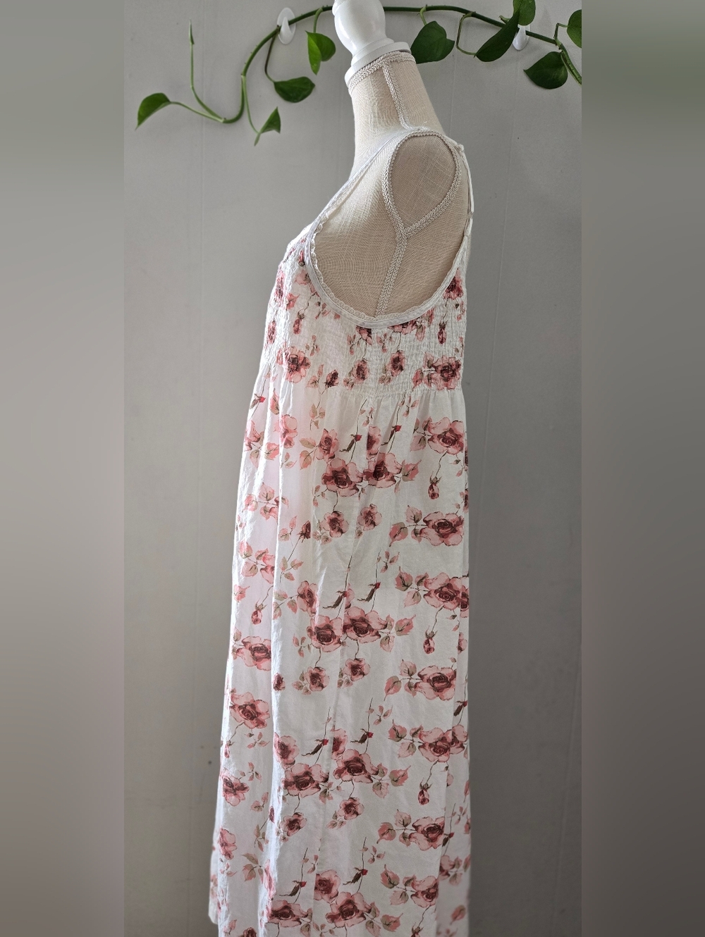 Adonna White Dress with Pink Floral Print and Lace Trim - Picture 4 of 9